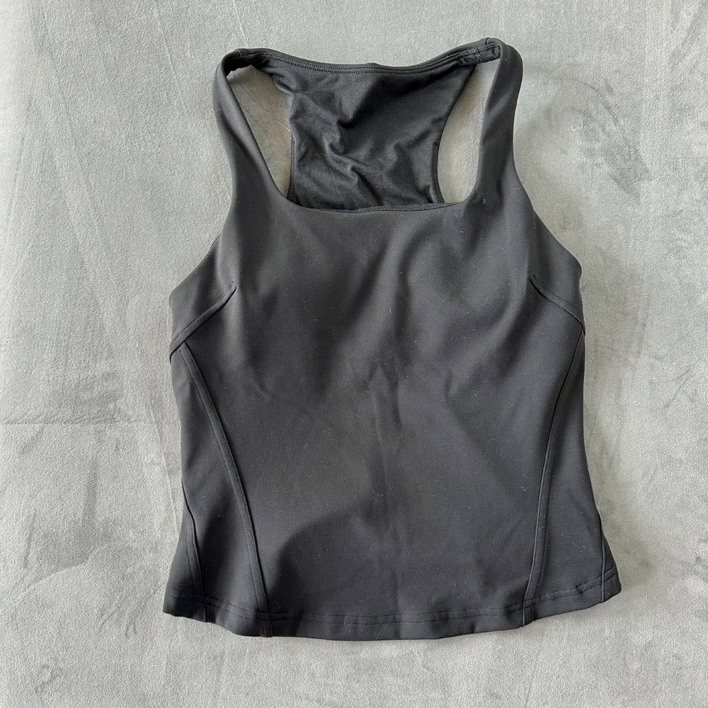 Athletic top